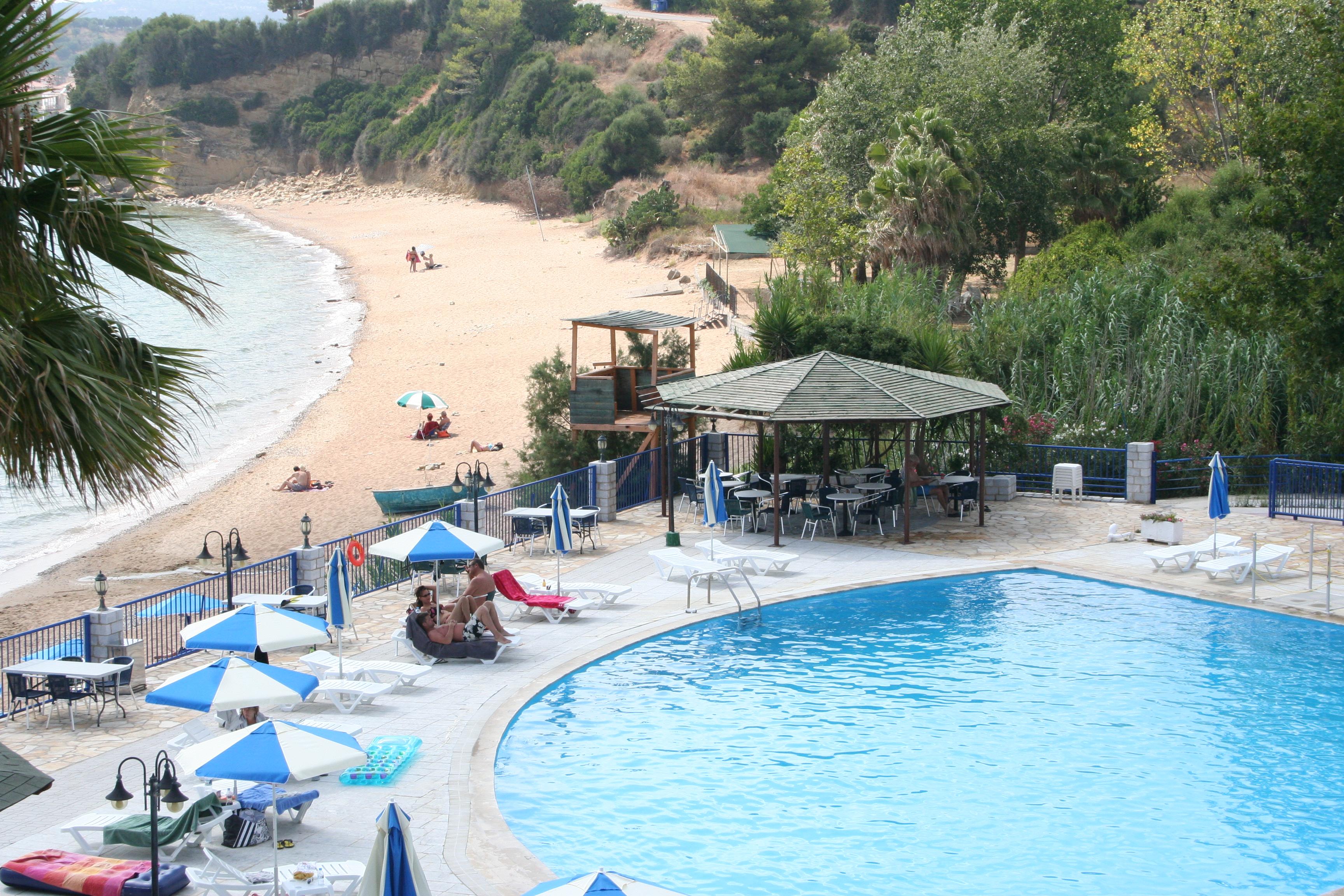 Hotel Golden Sun Finikounta Exterior foto